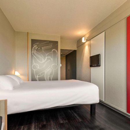 Готель Ibis Saint Dizier Екстер'єр фото