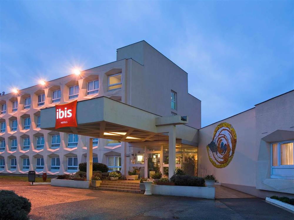 Готель Ibis Saint Dizier Екстер'єр фото