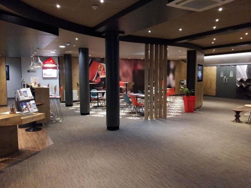 Готель Ibis Saint Dizier Екстер'єр фото